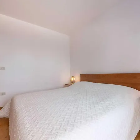 Hébergement de vacances Casa Nono Labinzi