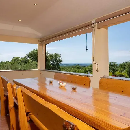 Casa Nono Labinzi Hébergement de vacances Kaštelir